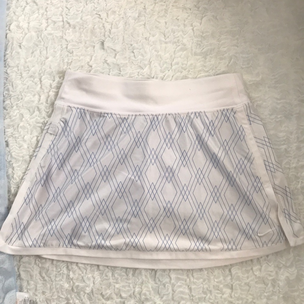 Nike exercise skirt